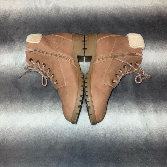 Madden Girl Women's Blush Ankle Lug Workboot Booties Faux Fur Trim Lace-Up Zip - Picture 11 of 16